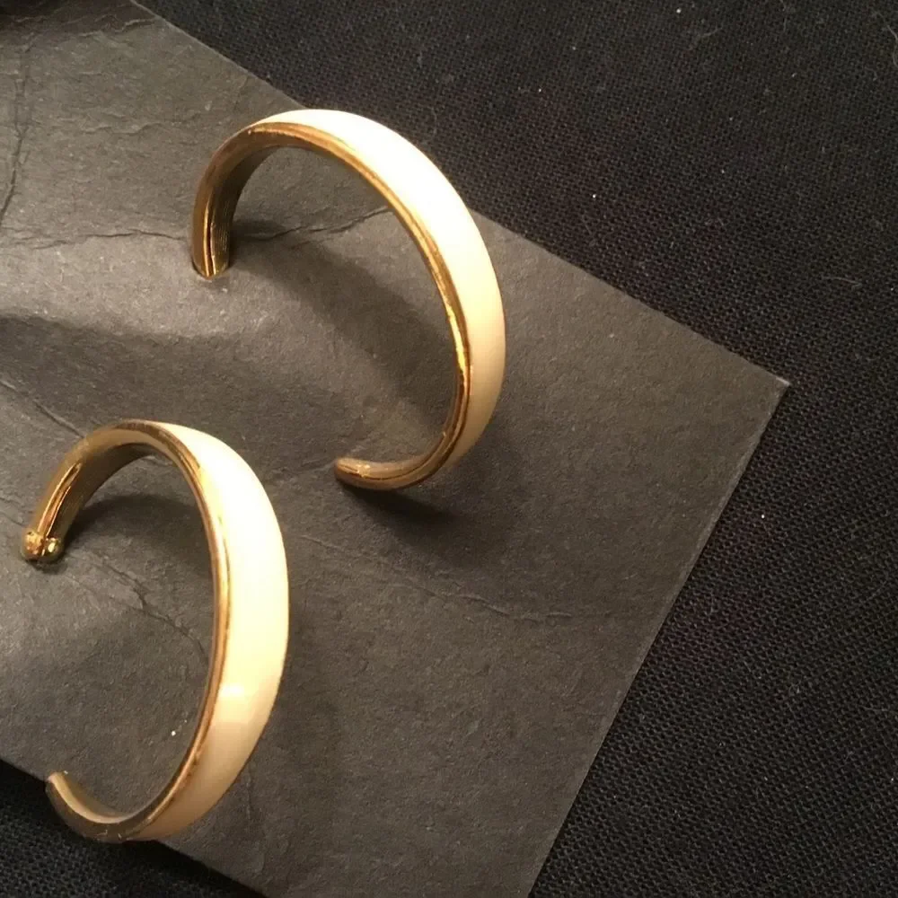 Goldtone and Cream Enamel  3/4 Hoop Earrings